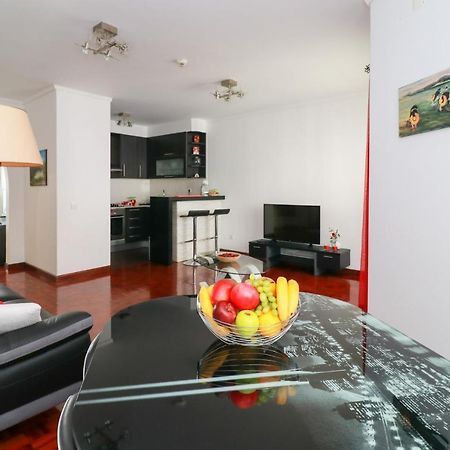 Parede Flats ภายนอก รูปภาพ